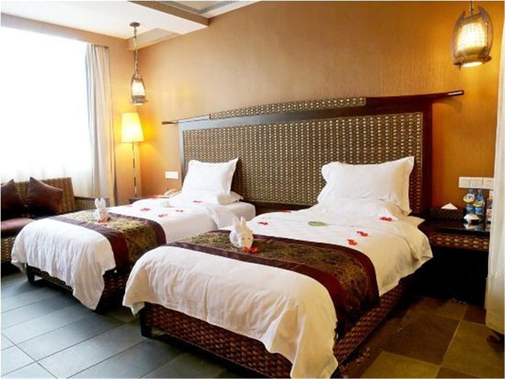 Serengeti Hotel Хайкоу Экстерьер фото